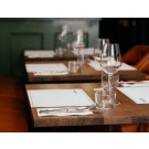 Podkładka pod talerz do restauracji, kawiarni dla spożywających posiłki
