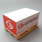 Notes kostka  na paletce,  wysokość 10 cm. Liczba boków do nadruku 4. Kartki z pełnokolorowym nadrukiem.