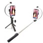Gadżety reklamowe: selfie influencer travel tripod
