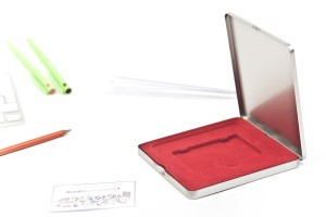 "Box2Bon Classic" pudełko na kupony z czerwoną wkładką, 140 x 125 x 10 mm 